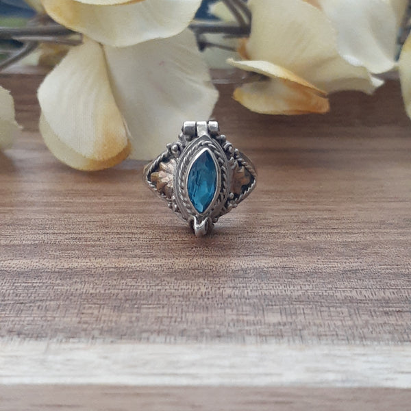 Poison Ring  Faceted Ellipsis Blue Topaz