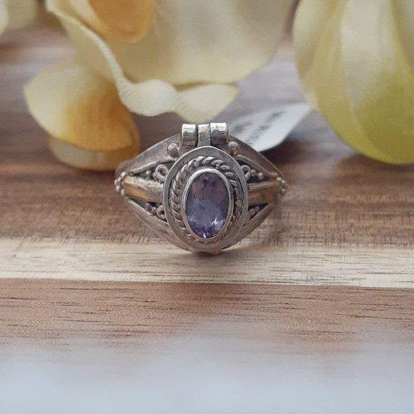 Poison Ring  Faceted Oval Amethyst