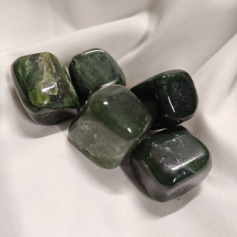 Nephrite Jade Green Tumbled
