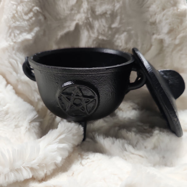 Cast Iron Cauldron Pentacle 4.5 Inch