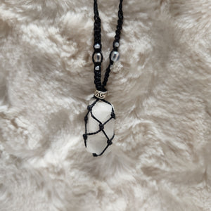 ELN Necklace White Calcite