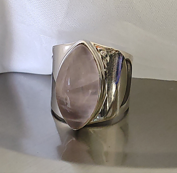 Rose Quartz Ring