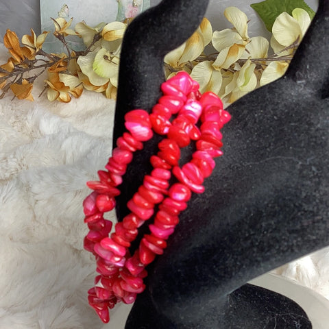 Shell Dyed Red Chip Bracelets