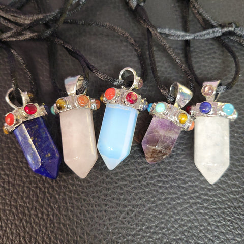 7 chakras pendant with gemstone point