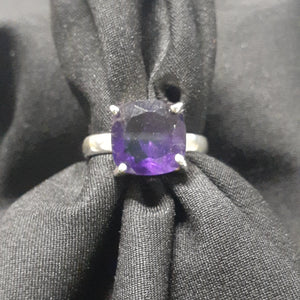 Amethyst Ring Square