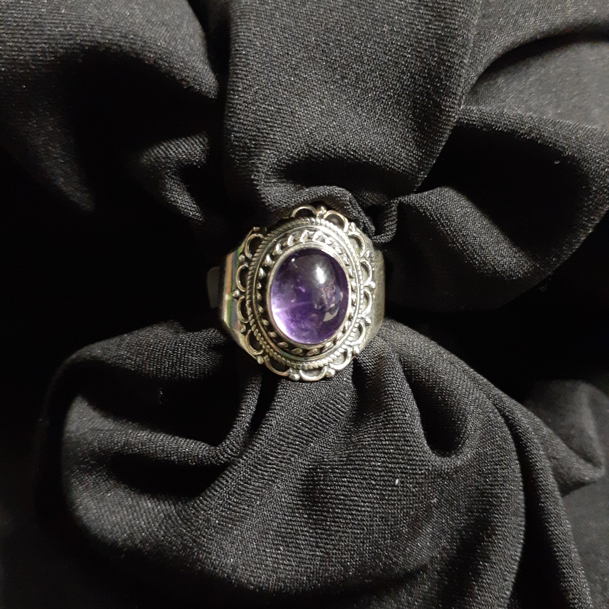 Amethyst Ring Oval