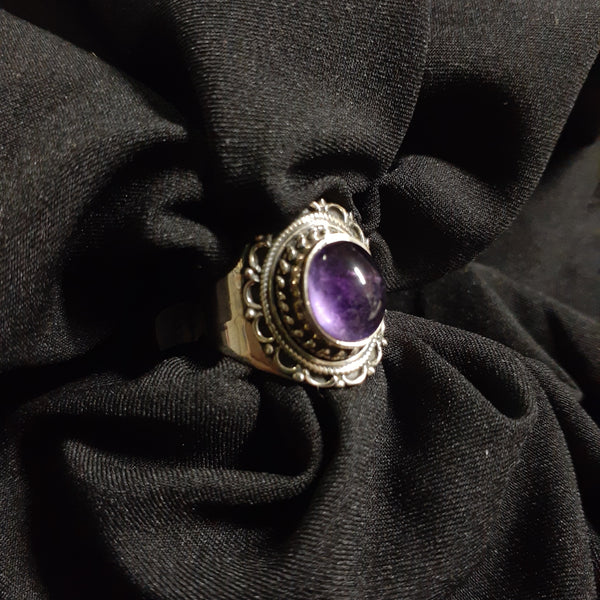 Amethyst Ring Oval