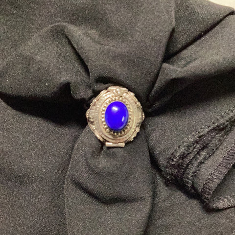 Poison Ring Large Smooth Oval Lapis Lazuli