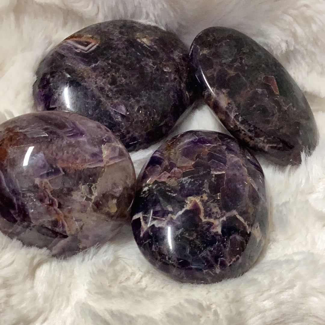 Amethyst Palm Stone