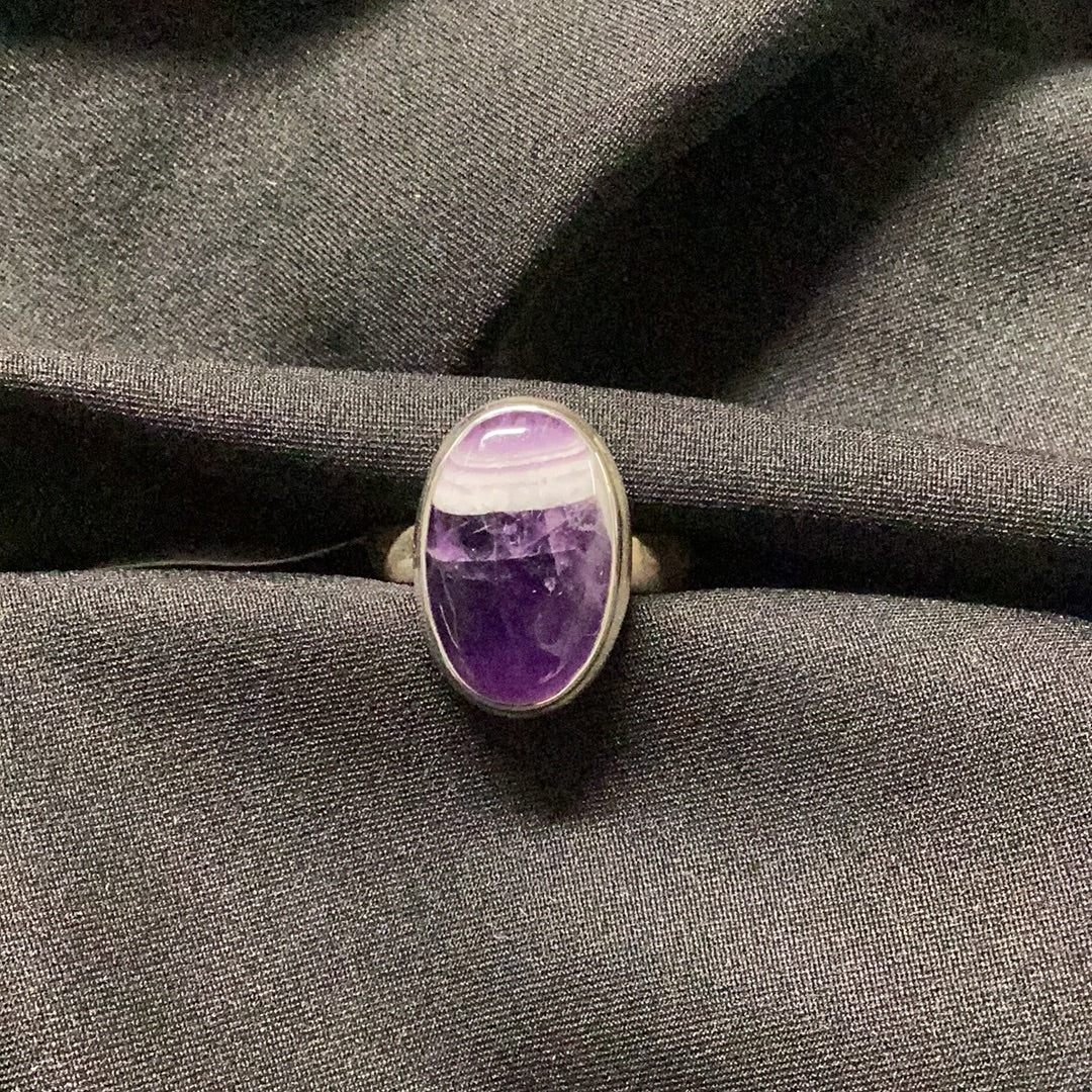 Amethyst Lace Oval Ring