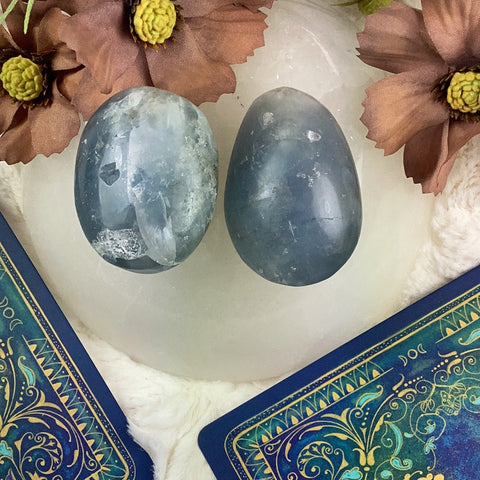 Celestite Palm Stone