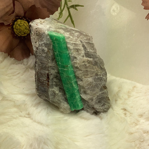 Emerald in Matrix $550