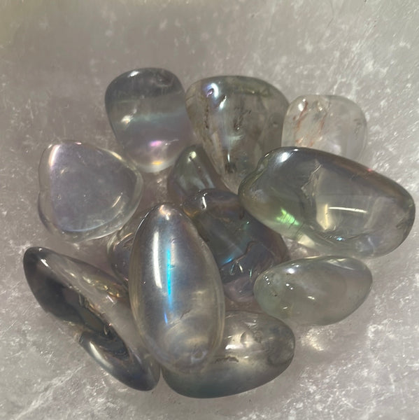 Fantasy Aura Quartz Grey Tumbled