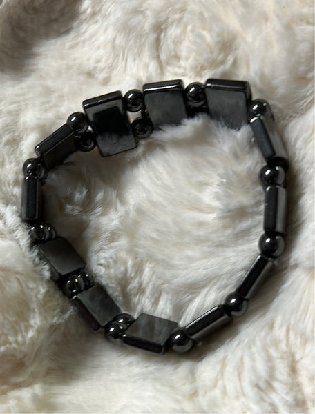 Hematite Bracelet Half round Large and 6mm bead